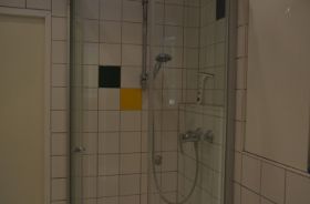 Dusche 1.JPG